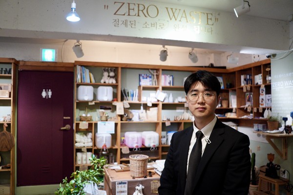 제1호 교회 리필 스테이션 ‘마당’을 운영하는 다리놓는교회 김인규 목사 ⓒ복음과상황 정민호