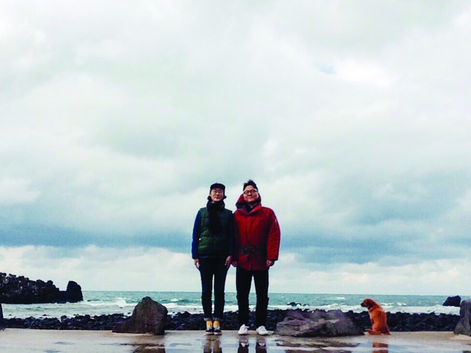 신지호 경주 독자모임 지기, 신경호 전 경주 독자모임 지기. (사진: 신지호 제공)