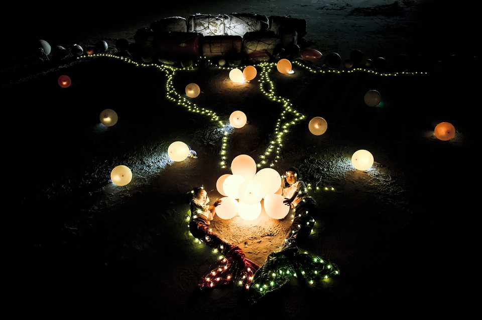 〈주홍 바다〉, 2021