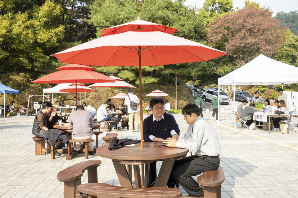 10월 25일 장로회신학대학교 종교개혁 기념행사에서 민경찬 편집장을 만났다. Ⓒ복음과상황