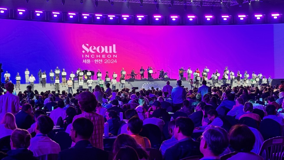 50개 핍박받는 나라의 명단, 회중의 기도