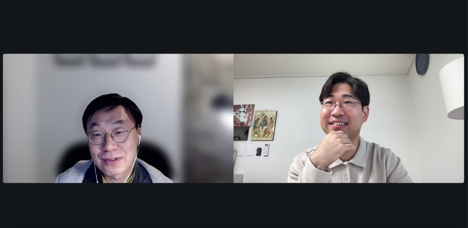 인터뷰는 줌으로 진행되었다. 오른쪽은 본지 여운송 객원기자.